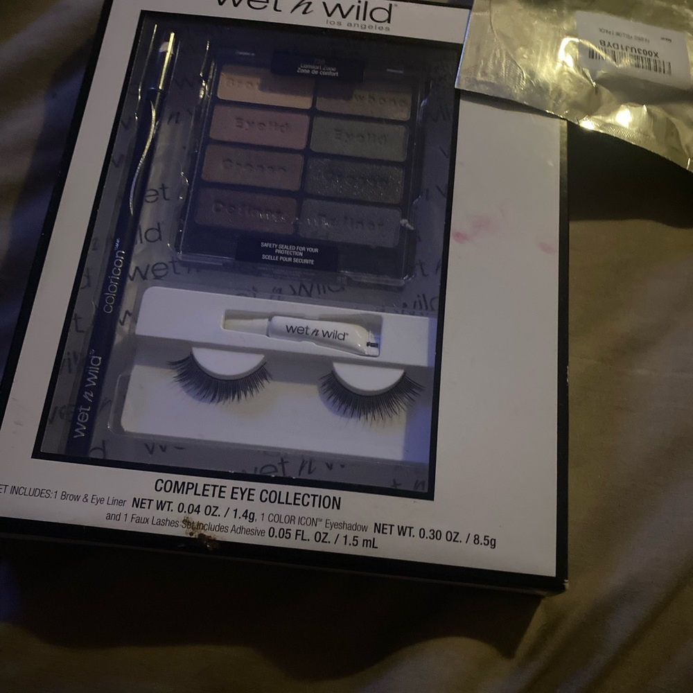 3 sets of make up New - Picture 2 of 7